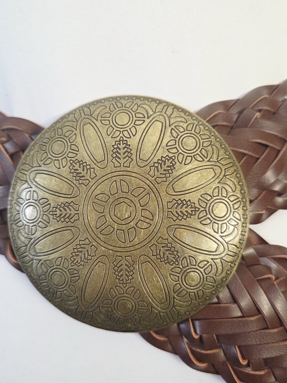Woven Braided Brown Belt with Decorative Gold Medallion - Picture 5 of 7